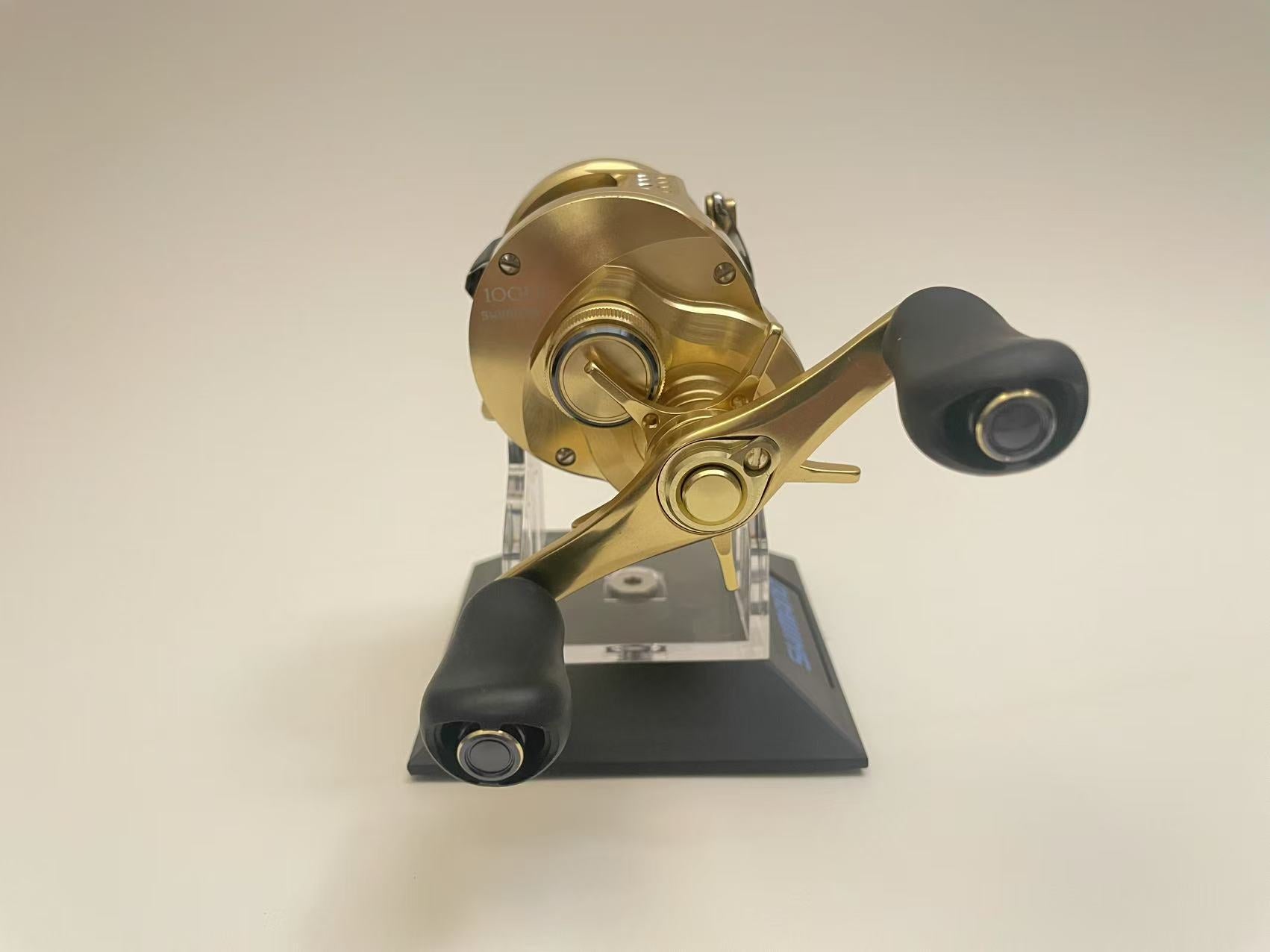 Shimano Calcutta Conquest 100HG [25010]