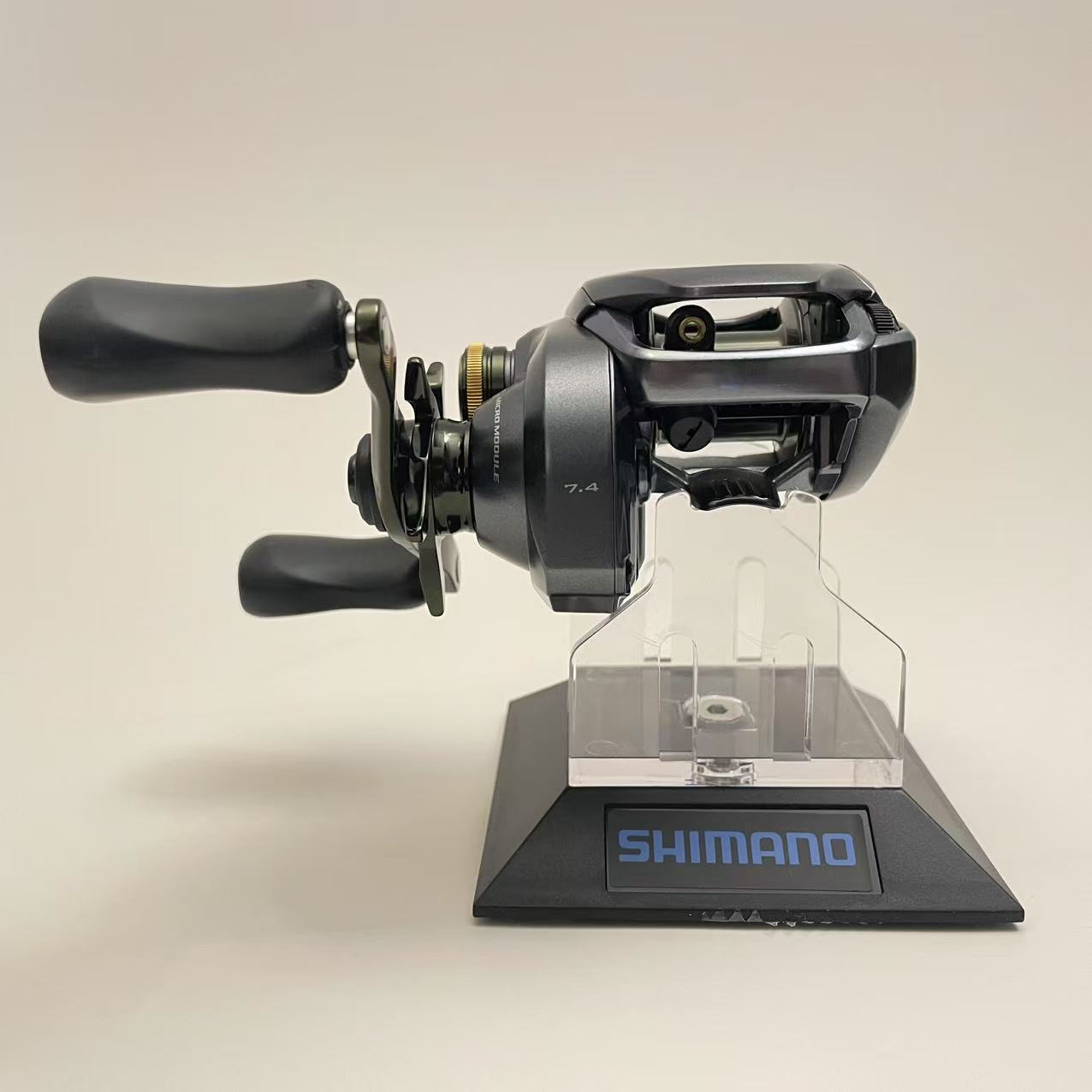 Shimano Curado DC 150HG [25004]