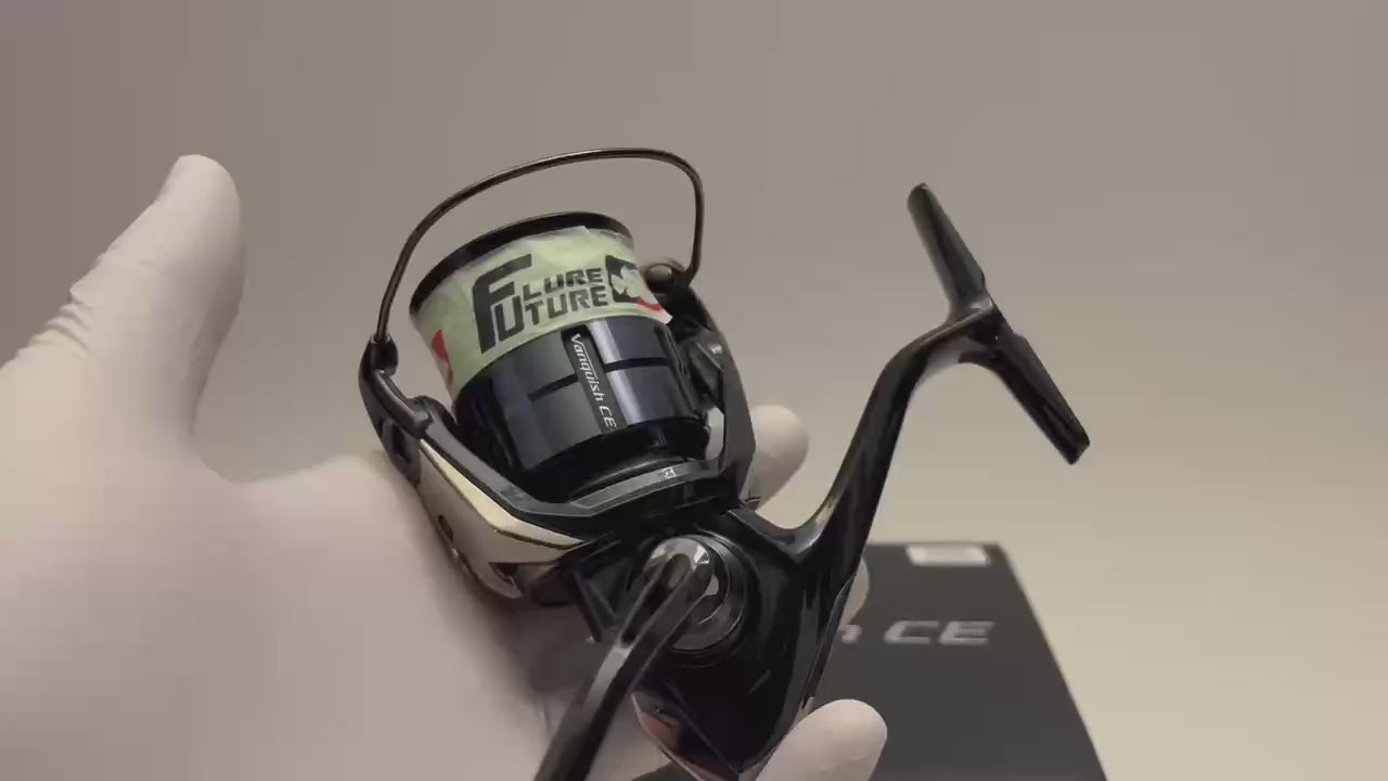 Shimano 26 Vanquish CE C2000SHG 【Y215】