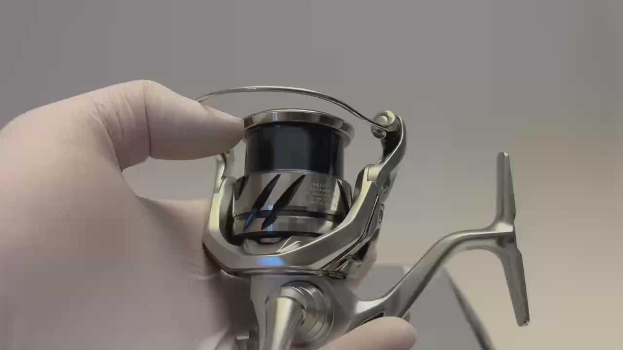 Shimano 23 Stradic FM 2500S [Y124]