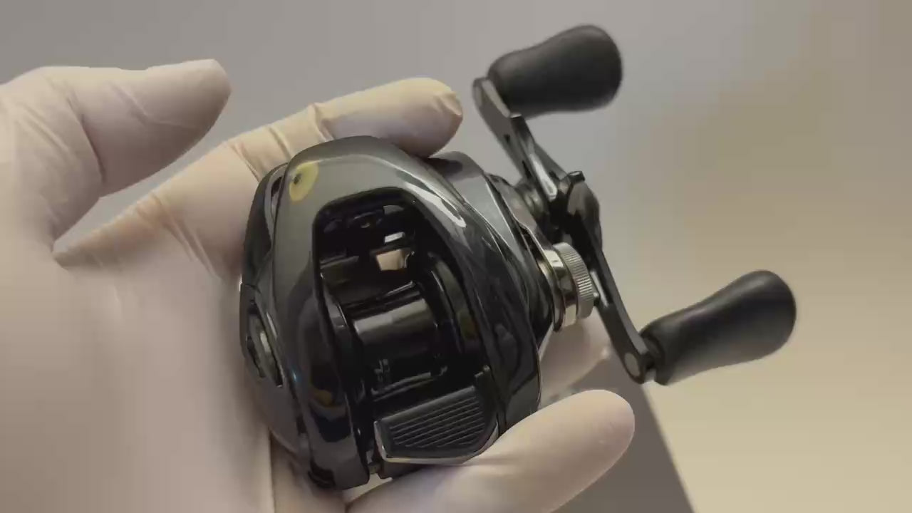 Shimano 24 Metanium DC 70HG [Y072]